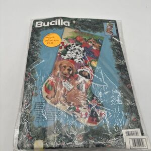 Bucilla VINTAGE CHRISTMAS CURIOSITY Needlepoint Stocking #60731 Linda Gillum